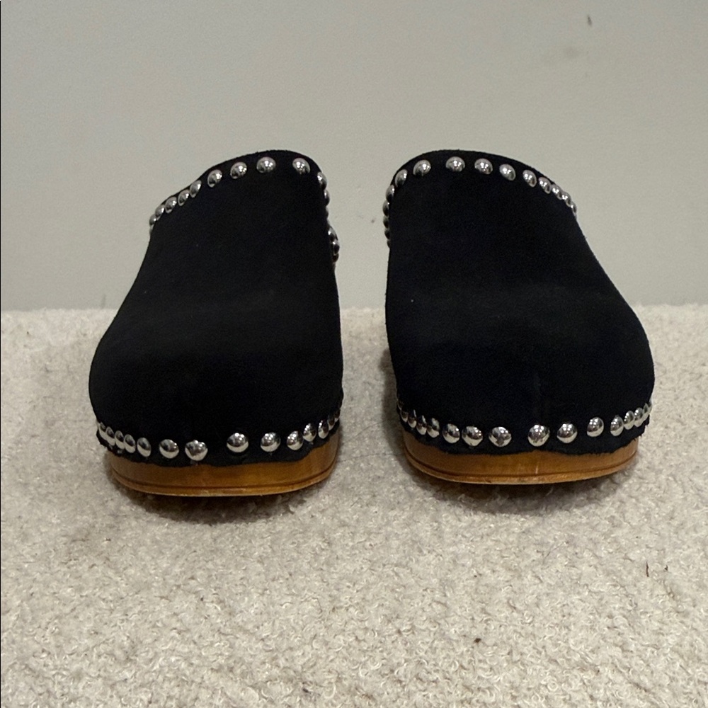 By Anthropologie Women’s Studded Wood-Bottom Clogs Size 7/37 - Picture 3 of 9